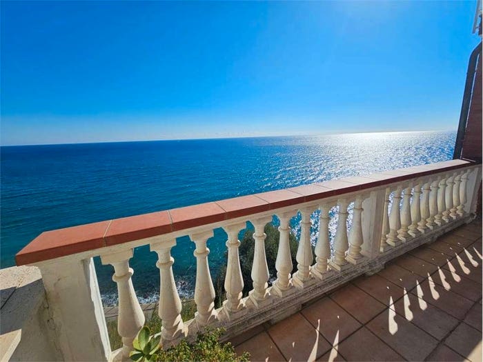 Casa con 6 locali in vendita in Via Aurelia, Marina Di Andora, Andora