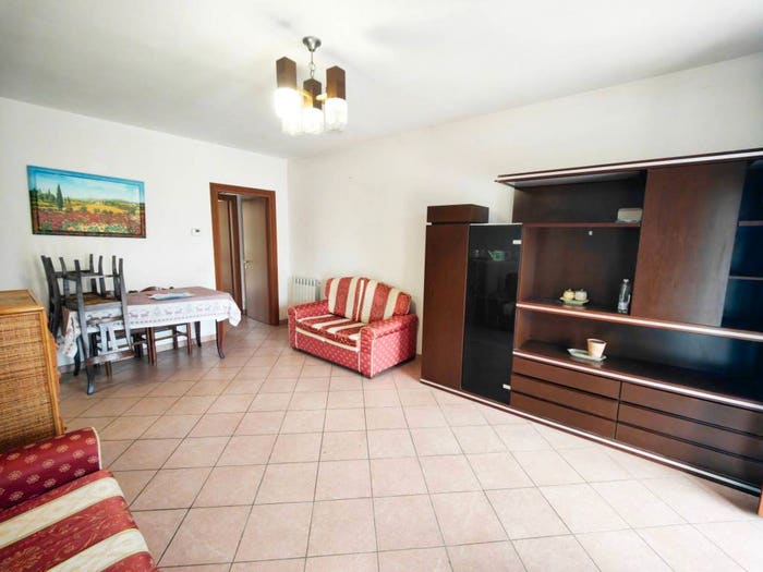 Appartamento bilocale in vendita in Via Luglio, Levane, Bucine