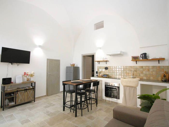 Casa bilocale in vendita in Via Cafari, Aradeo