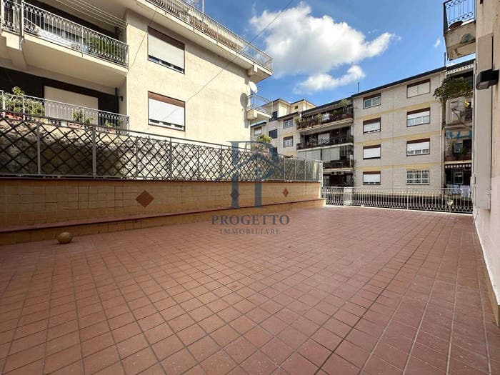 Appartamento trilocale in vendita in Viale Abramo Lincoln, Lincoln, Caserta