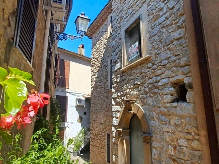 Casa con 6 locali in vendita in Vicolo del Gatto, Centro, Amaseno