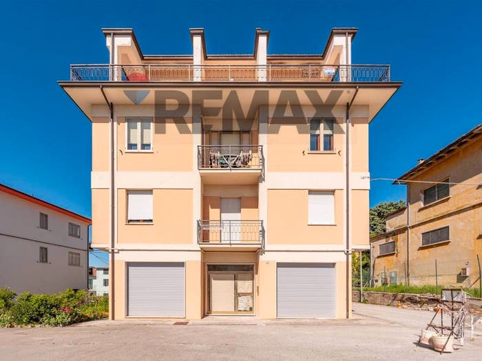 Appartamento con 5 locali in vendita in Via Giacomo Matteotti, Centro, Cupramontana