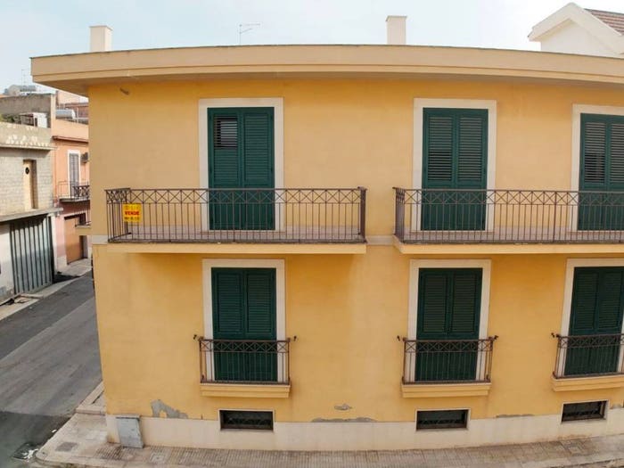Appartamento trilocale in vendita in piazza denaro, Centro, Avola