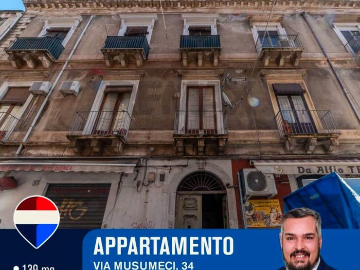 Appartamento con 5 locali in vendita in VIA MUSUMECI, Corso Sicilia Fiera, Catania