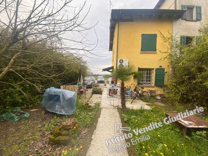 Appartamento monolocale in vendita in Via Lemizzone, Correggio