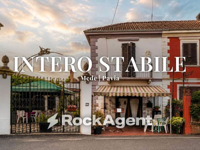 Casa quadrilocale in vendita in Via Massazza, Centro, Mede