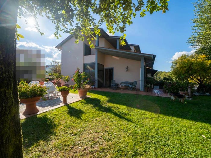 Casa con 6 locali in vendita in strada provinciale, Loppiano Pian Delle Macchie, Figline e Incisa Valdarno