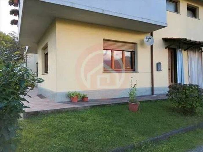 Appartamento con 6 locali in vendita in Via Roma D, Centro, Gallicano