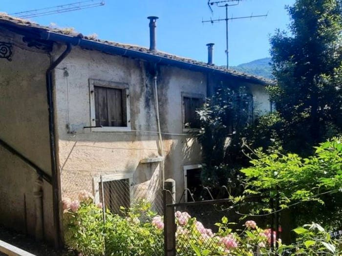 Casa con 6 locali in vendita in Vicolo Valle, Centro, Valdagno