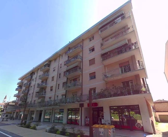 Appartamento con 5 locali in vendita in via Roma, Centro, Scorzè