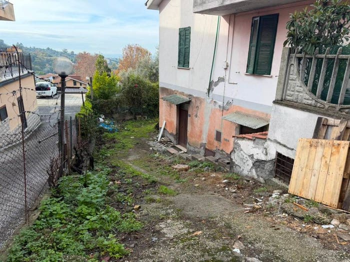 Appartamento bilocale in vendita in Via Garigliano, Borgo Novo, Monterotondo
