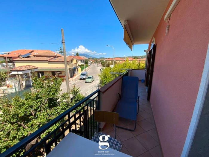 Casa con 6 locali in vendita in Corso Elea, Marina, Ascea