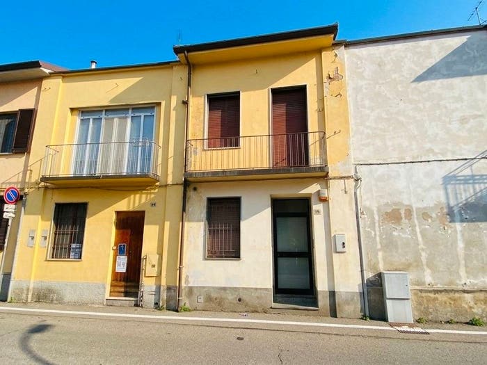 Appartamento bilocale in vendita in Piazza Giovanni Giacobbe, Centro, Magenta
