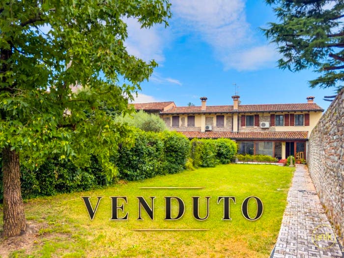 Casa quadrilocale in vendita in Piazza Chiesa, Centro, Pradamano