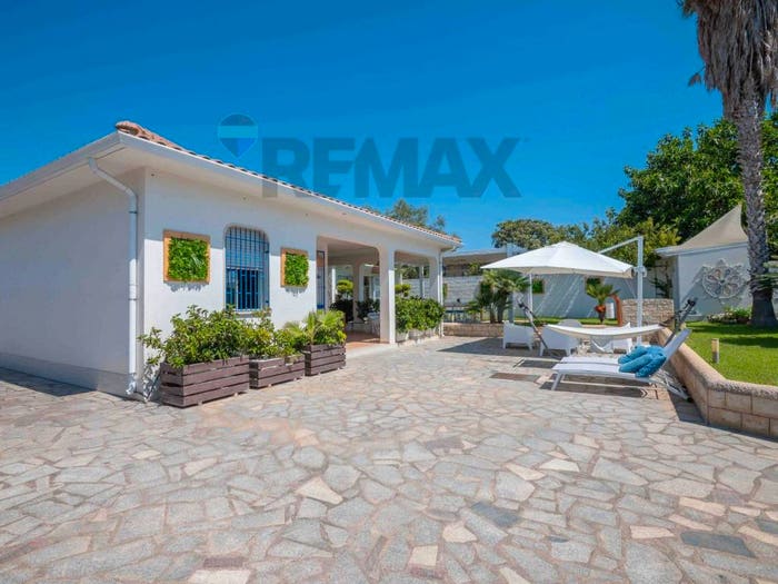 Casa con 6 locali in vendita in Via dello Zafferano, Santa Maria Del Focallo, Ispica