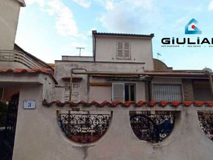Casa quadrilocale in vendita in Via Falzerego, San Giacomo Santa Barbara, Nettuno