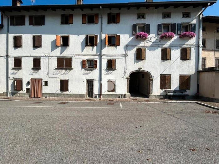 Appartamento quadrilocale in vendita in Piazza savorgnan, Centro, Villa Santina