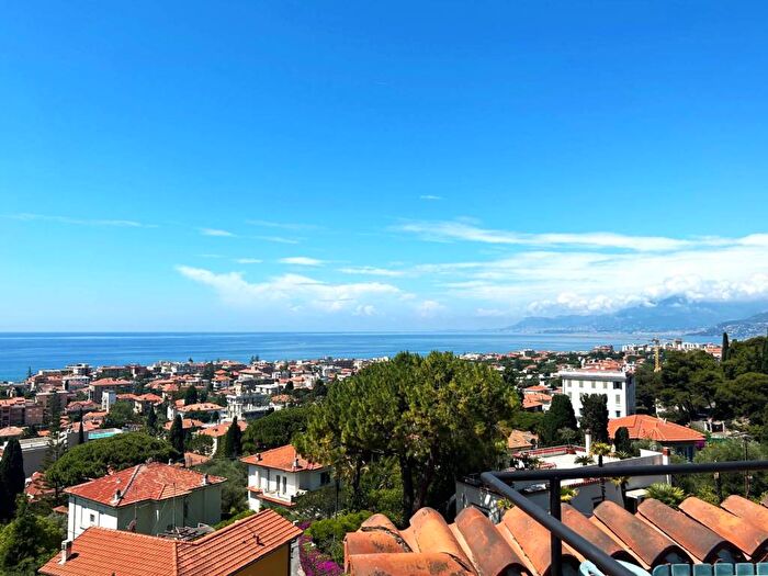 Casa con 6 locali in vendita in Via Vincenzo Gioberti, Via Romana, Bordighera