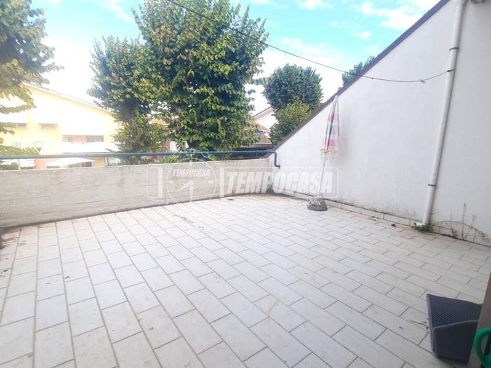 Appartamento bilocale in vendita in Viale Guglielmo Marconi Torre del Lago Puccini, Torre del Lago, Viareggio