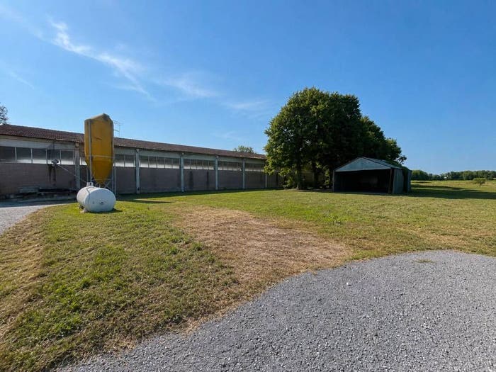Casa con 6 locali in vendita in Ostiano