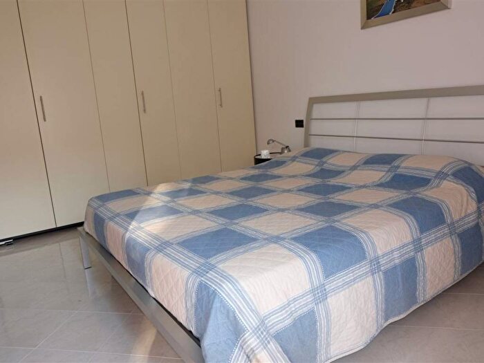 Appartamento quadrilocale in vendita in Via poletti snc, Paleotta, Fano