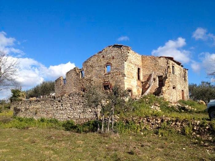 Casa monolocale in vendita in Bucine