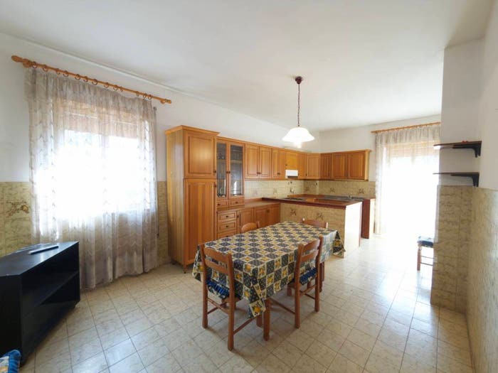 Appartamento con 6 locali in vendita in Strada Barabini, Nascosa, Latina