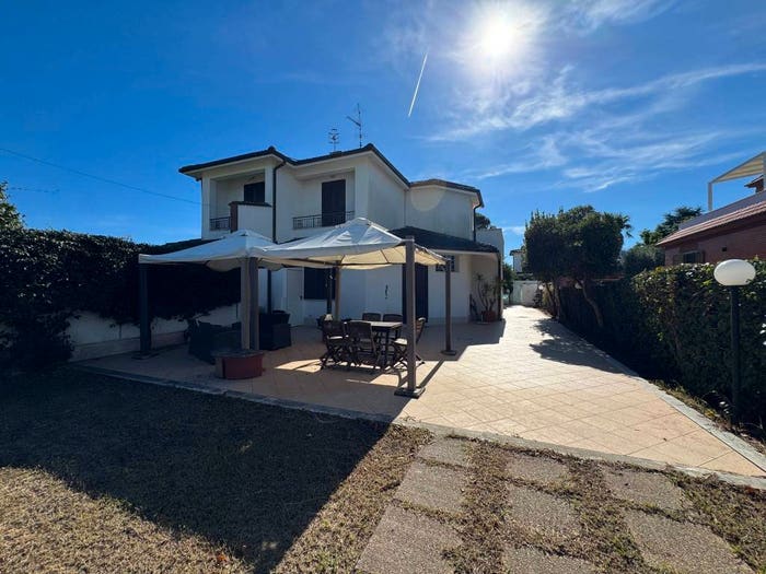Casa con 6 locali in vendita in Via dei Caprioli, Mediana Vecchia, San Felice Circeo