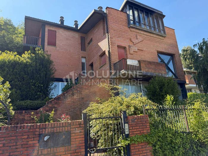 Casa con 6 locali in vendita in Via Rodolfo Morandi, Centro, Albino