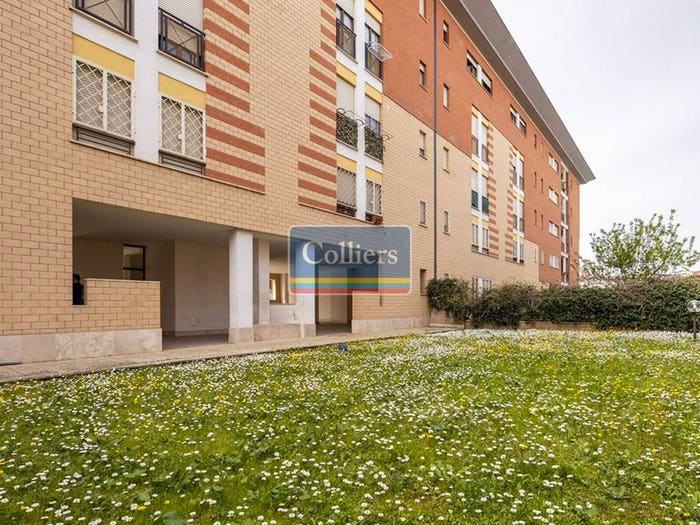 Appartamento trilocale in vendita in Via Sant'Ilario dello Ionio, Rocca Cencia, Roma