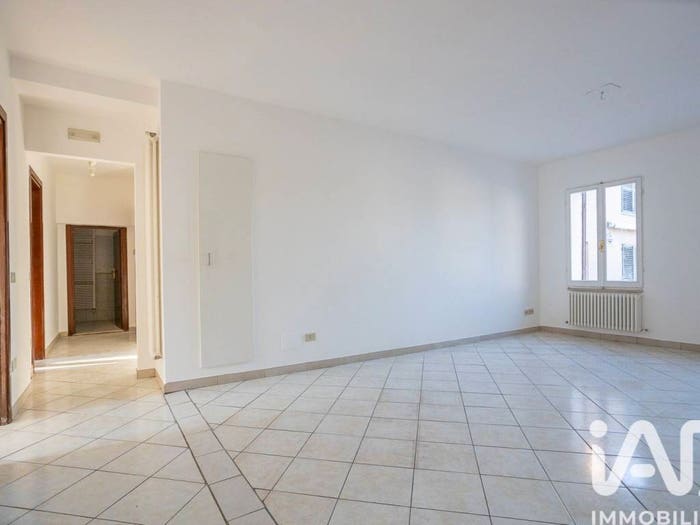 Appartamento con 6 locali in vendita in Viale Della Repubblica, Centro, Santa Maria Nuova