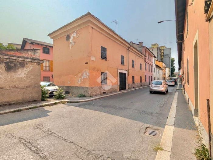 Casa quadrilocale in vendita in Via XXIV Maggio, Novi Ligure