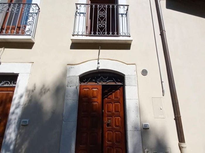 Casa con 5 locali in vendita in Via Pavecca, Fossa