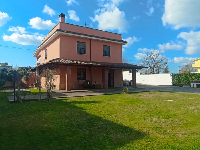 Casa con 5 locali in vendita in Via Monviso, Casalazzara Torre Bruna, Aprilia