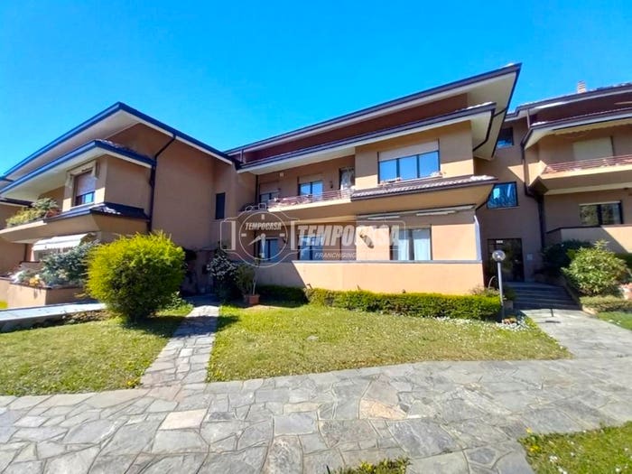 Appartamento con 5 locali in vendita in Via Santuario D'Oropa, Vandorno Piazzo Cossila, Biella