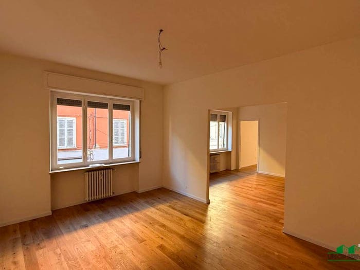 Appartamento quadrilocale in vendita in Strada Giuseppe Garibaldi, Centro Storico, Parma