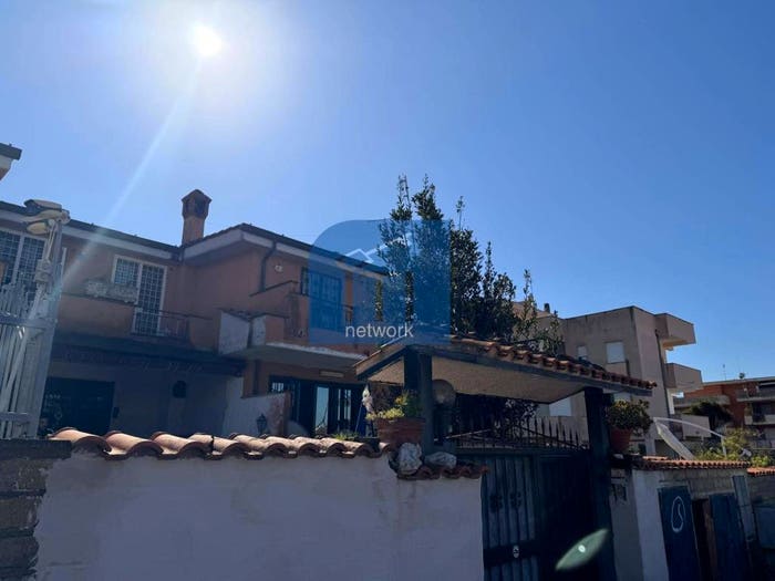 Casa quadrilocale in vendita in Via Tanaro, Tor San Lorenzo Nuova California, Ardea
