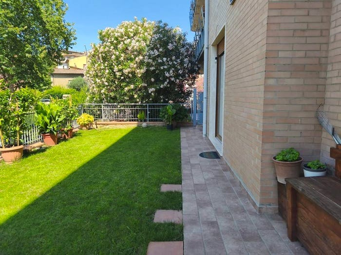 Appartamento con 6 locali in vendita in Centro, Poggibonsi