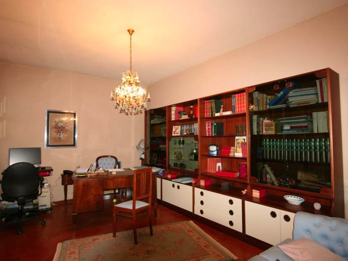 Casa con 6 locali in vendita in Centro, Lucignano