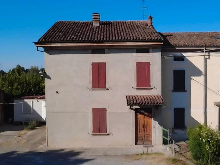 Casa con 6 locali in vendita in Strada Provinciale per Soragna, San Secondo Parmense