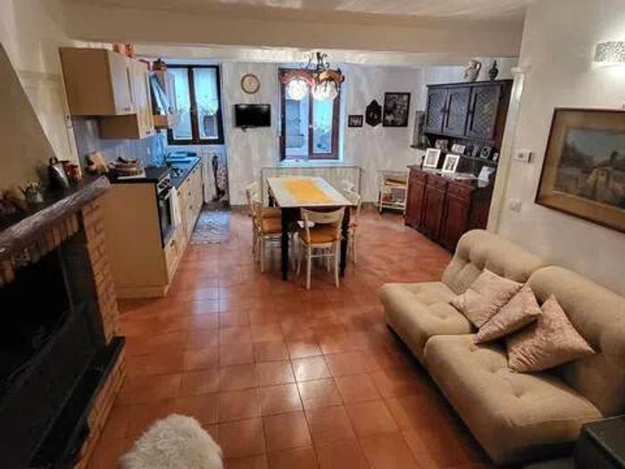 Casa con 5 locali in vendita in Via Cardinale, Osteno Claino, Claino con Osteno