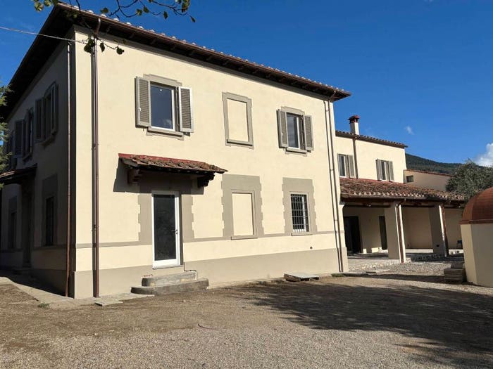 Casa con 6 locali in vendita in Via del Gioiello, Castello, Firenze