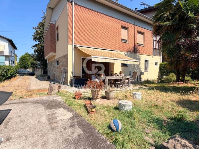 Appartamento con 6 locali in vendita in Via Giotto, Buon Pastore Parco Amendola, Modena