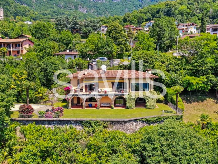 Casa con 6 locali in vendita in San Mamete, Valsolda