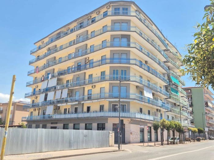 Appartamento con 6 locali in vendita in Via Genova, Centro, Bellizzi