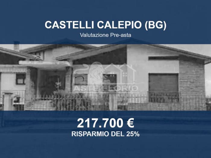 Casa con 6 locali in vendita in Via Provinciale Valle Calepio, Centro, Castelli Calepio