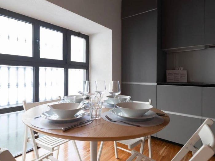 Appartamento trilocale in vendita in Via Paolo Frisi, Porta Venezia, Milano