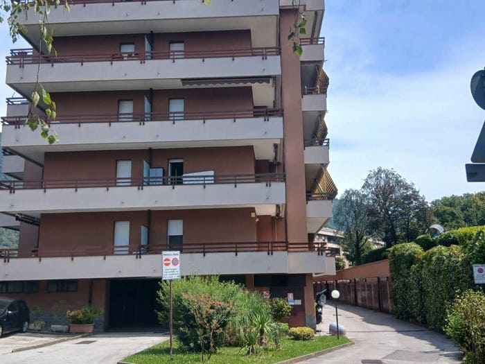 Appartamento trilocale in vendita in Via San Giacomo, Sagnino, Como