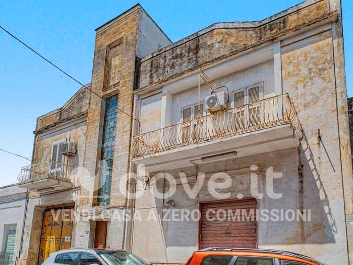 Casa con 6 locali in vendita in Via Nazario Sauro, Centro, Pulsano