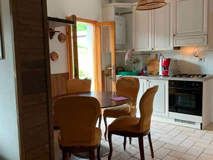 Appartamento bilocale in vendita in via Radici, Pievepelago